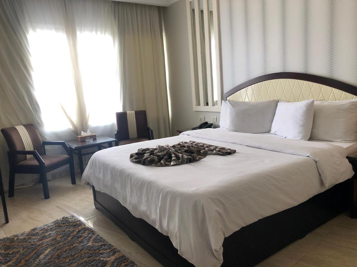 Fleet Club Mahrousa Alexandrie Extérieur photo A bedroom at the hotel