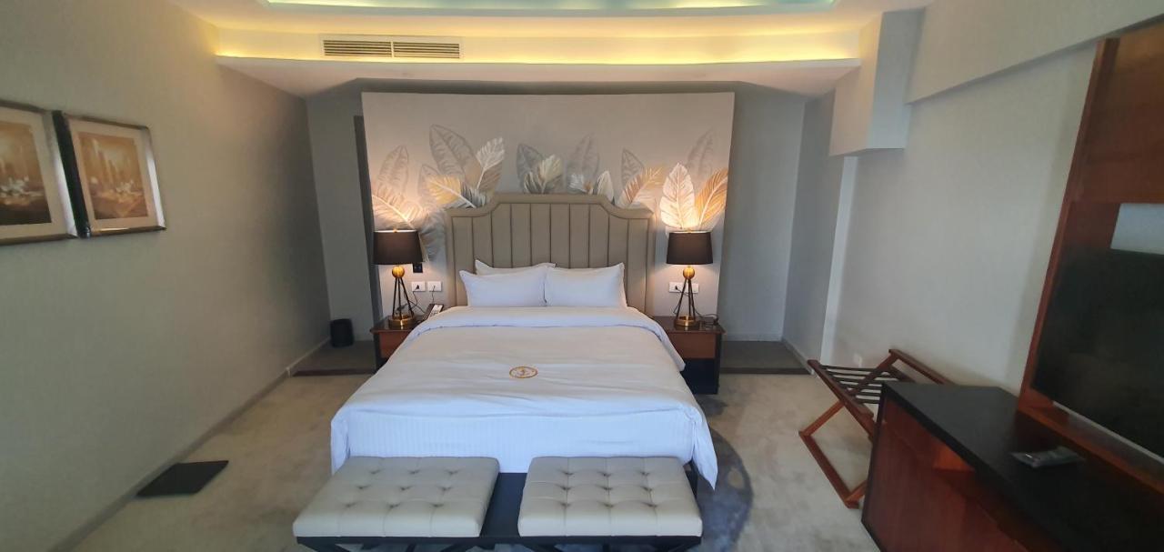 Fleet Club Mahrousa Alexandrie Extérieur photo A bedroom at the hotel